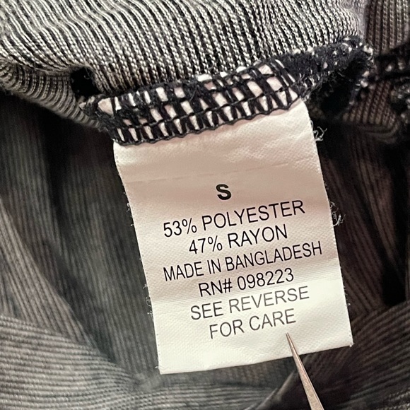 Gray micro stripe racerback work out tank - Picture 3 of 9